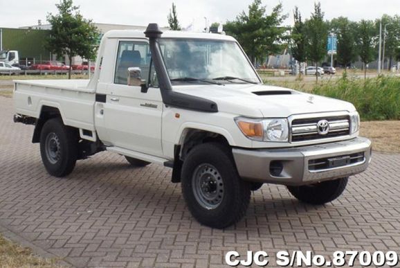 2020 Toyota / Land Cruiser Stock No. 87009